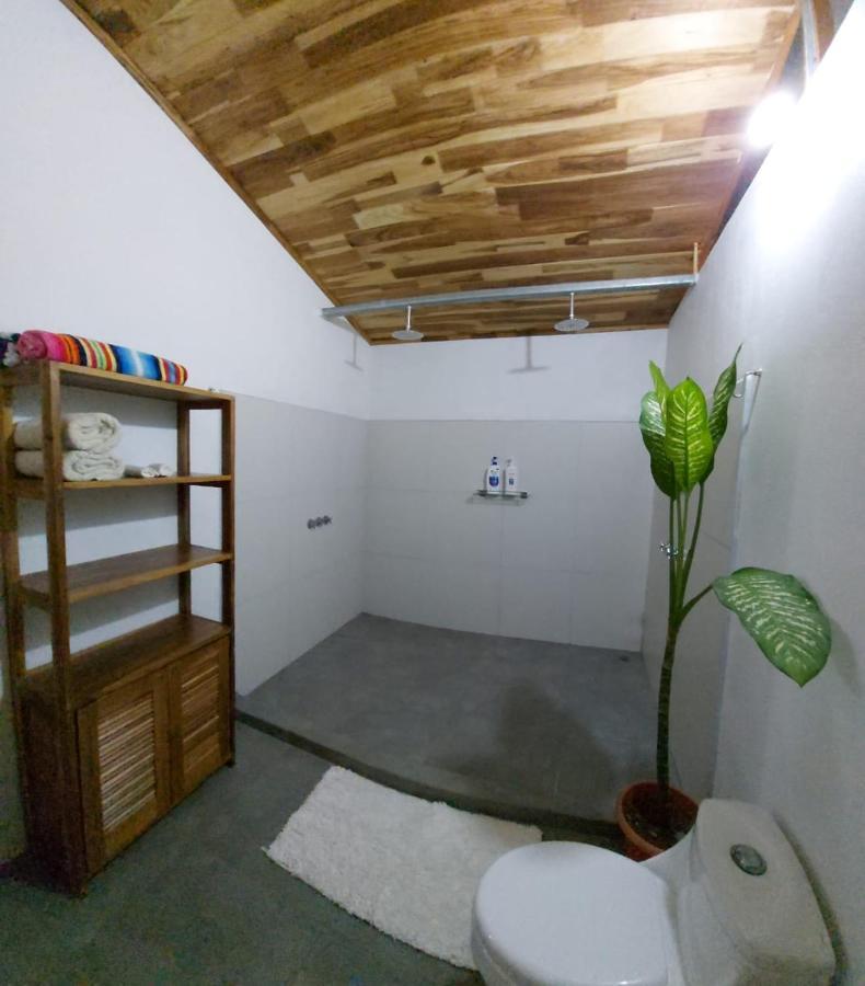 Scarlet House Villa Carate Dış mekan fotoğraf